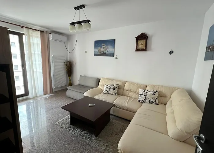 Simona S Makerel Daire Navodari